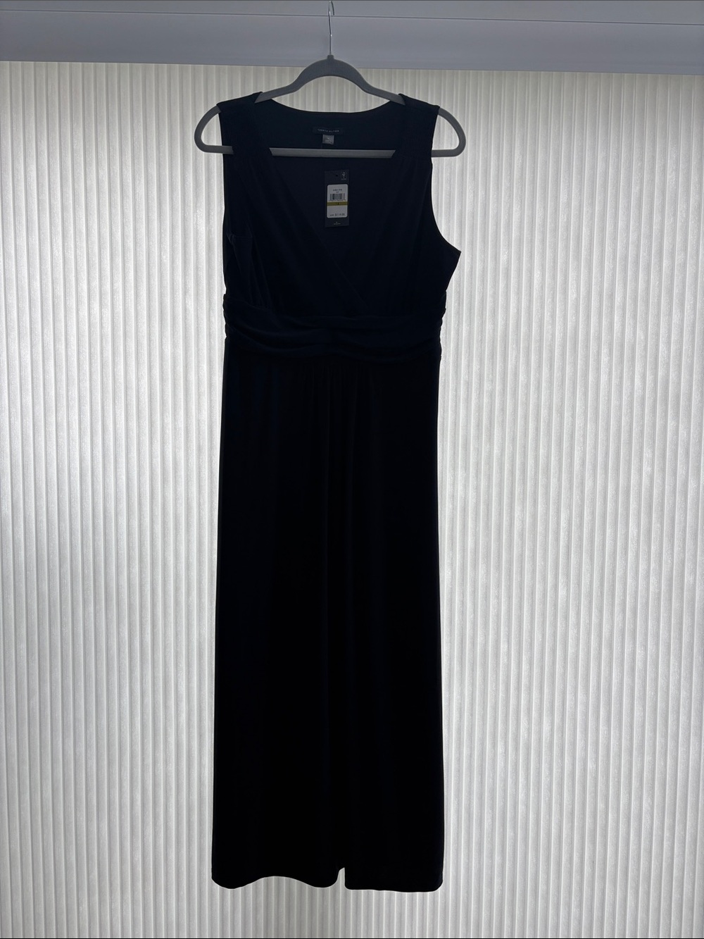 Tommy Hilfiger Sleeveless Navy Blue Maxi Dress - Classic V-Neck NWT